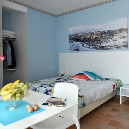 Apartmán Central Holiday Homes *