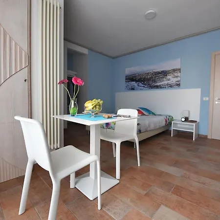 Apartment Central Holiday Homes *