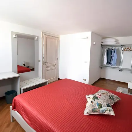 Central Holiday Homes Apartment Matera