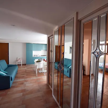 Central Holiday Homes Apartment *